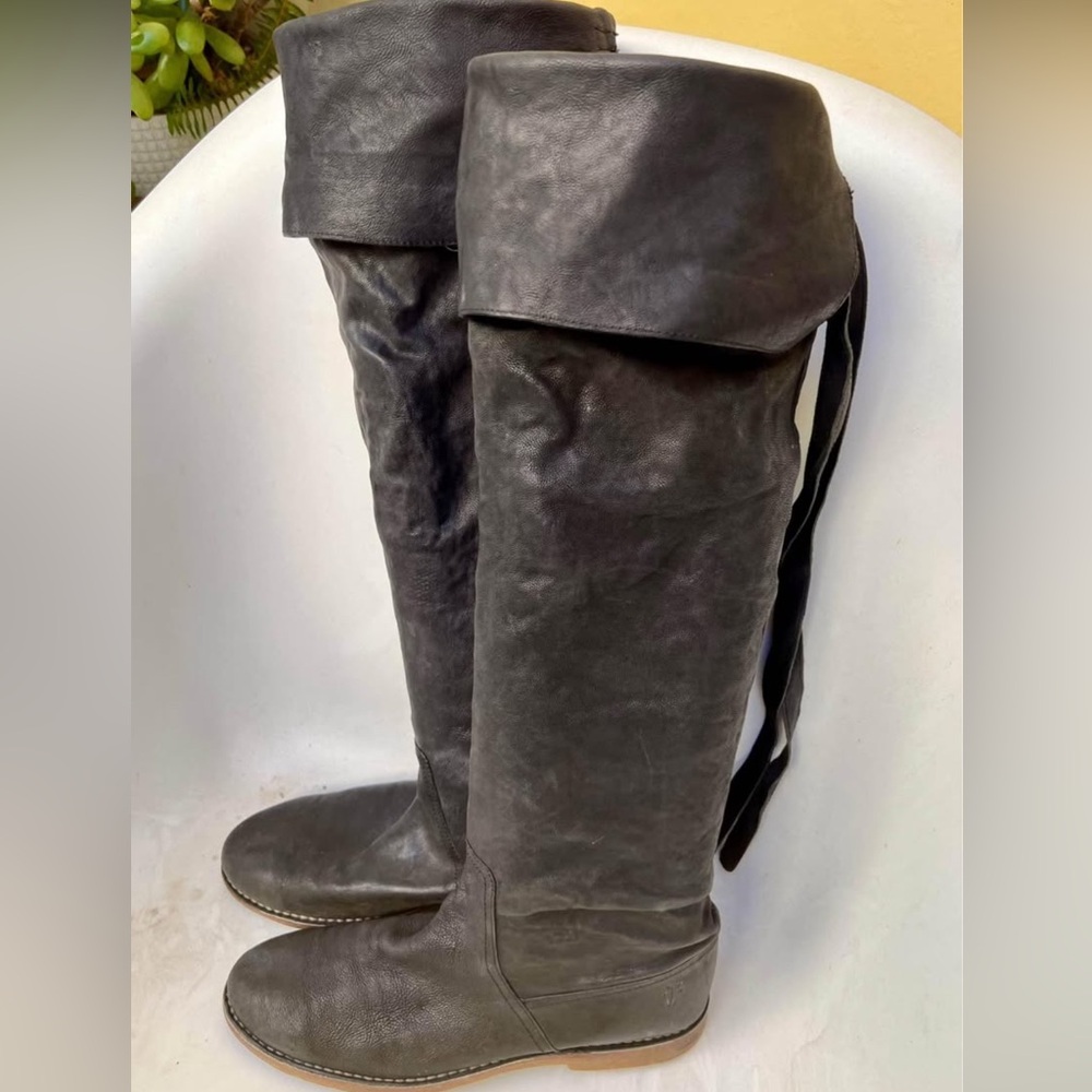 Frye Celia over the knee black leather Tall boots Size 10